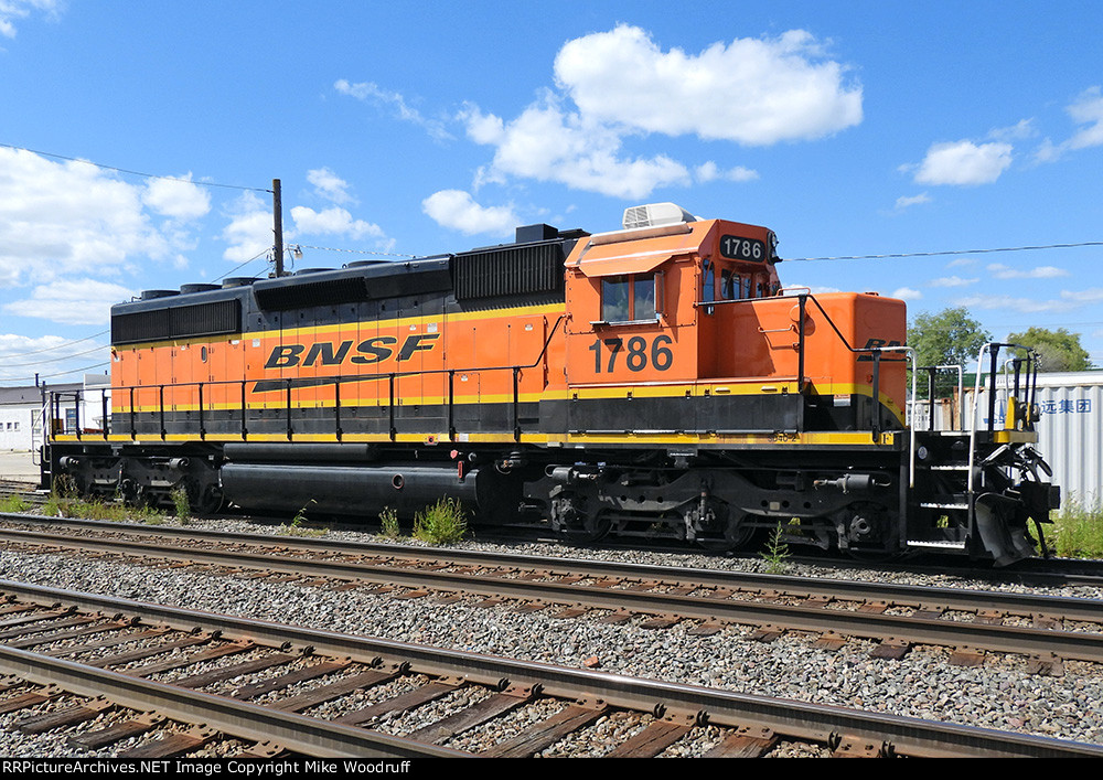 BNSF 1786